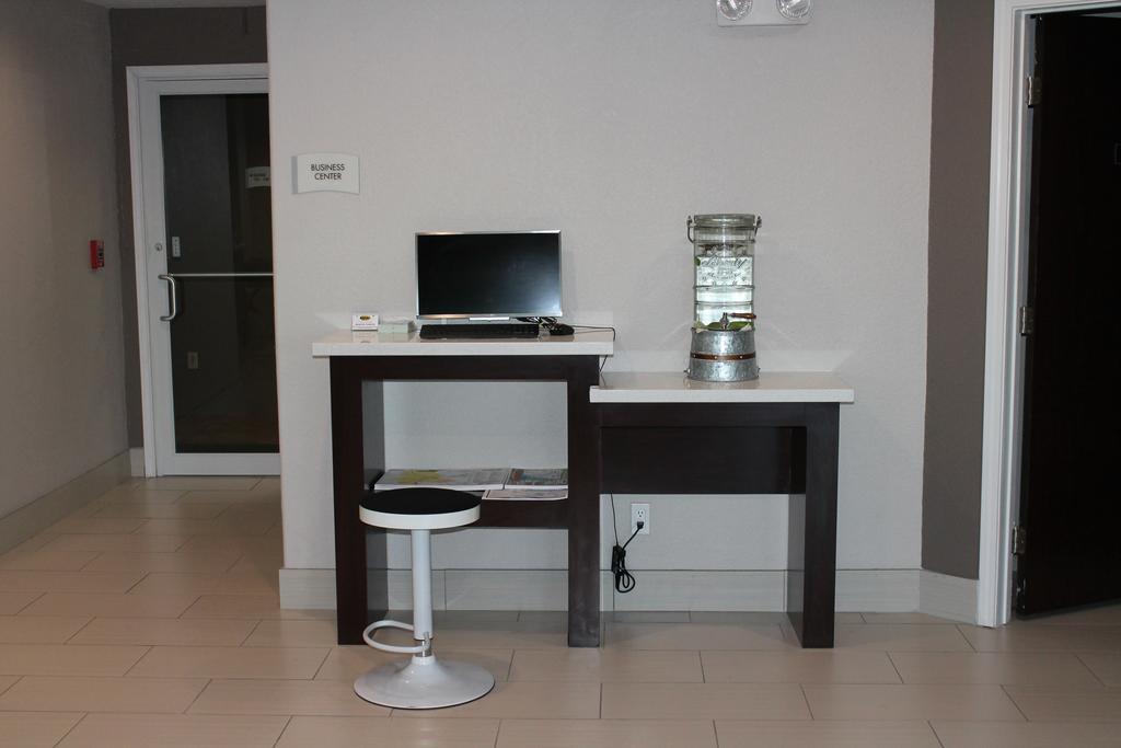 Quality Inn And Suites Port Arthur Nederland Εξωτερικό φωτογραφία